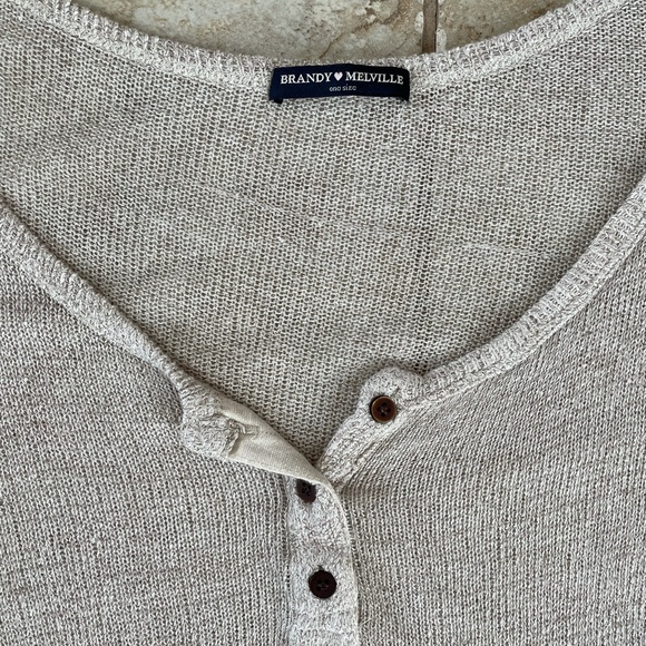 Knit Brandy Melville henley - Picture 2 of 3